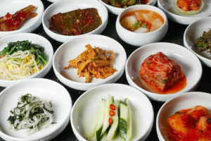 Banchan là gì? Các loại banchan Hàn Quốc phổ biến