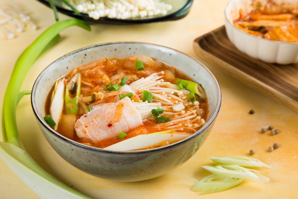 Cách nấu canh kim chi thịt heo 