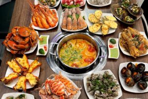 Hướng dẫn cách nấu lẩu Thái Tomyum đơn giản, chuẩn vị